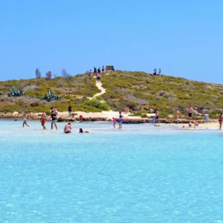 Villa Imagine Your Family Renting A Luxury Holiday Close To Protaras' Main Attractions, 1291 Protaras